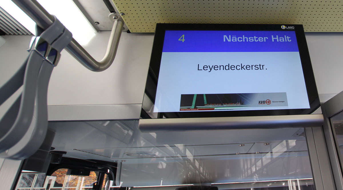 Die Stadtbahnen bekommen inzwischen Bildschirme für die Fahrgastinfo und Videoanlagen.